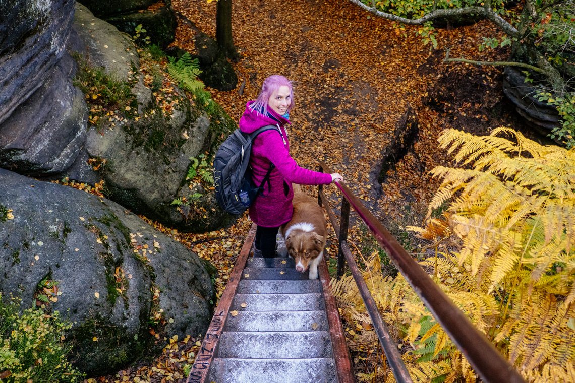 Treppensteigen im Gebirge